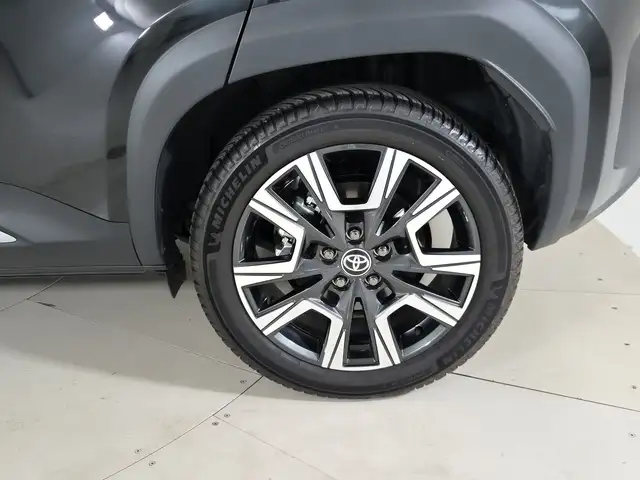 Toyota Yaris Cross view 14