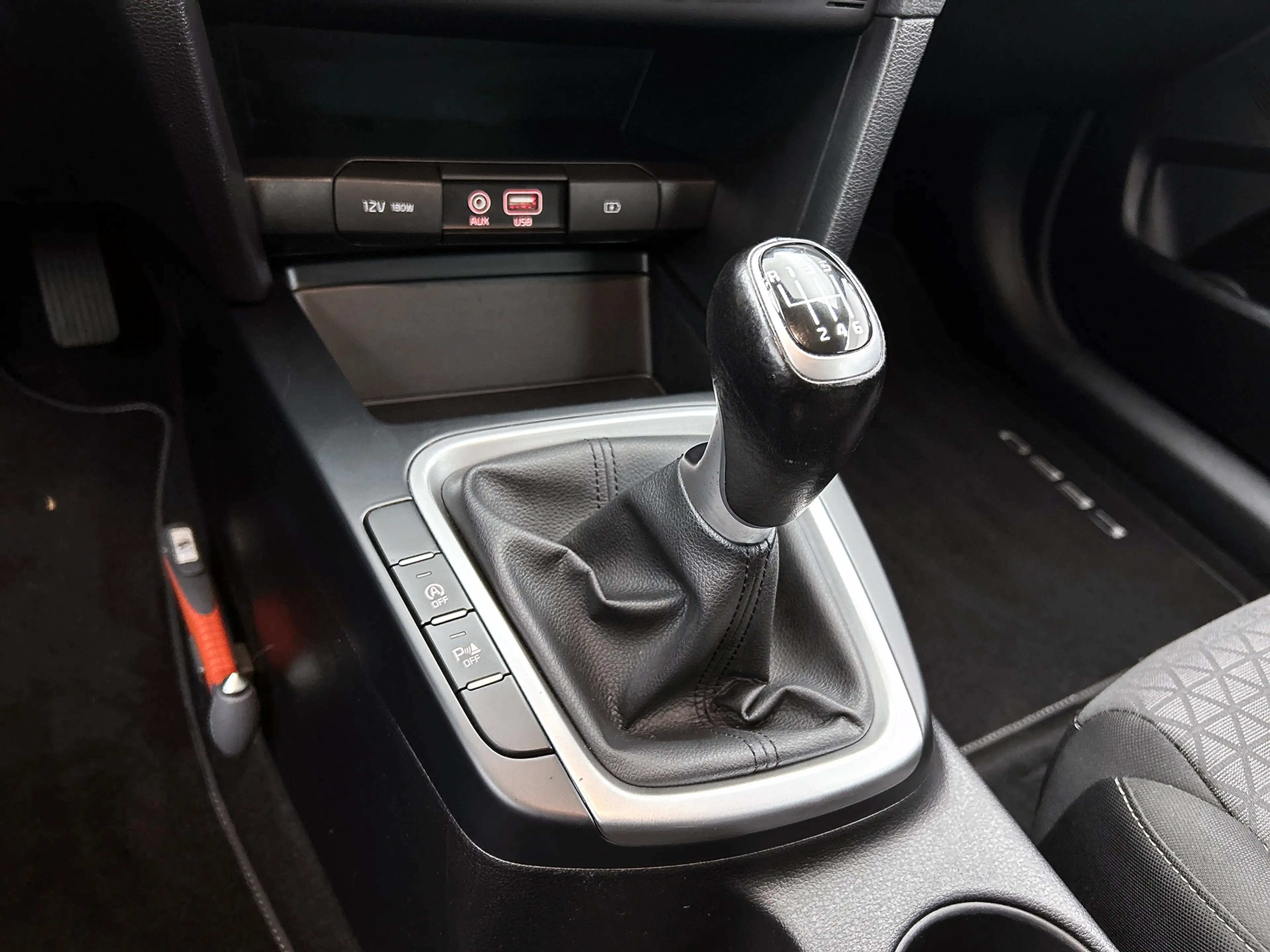 Kia Ceed SW / cee'd SW Sportswagon 1.4 T-GDi DynamicLine — photo 11