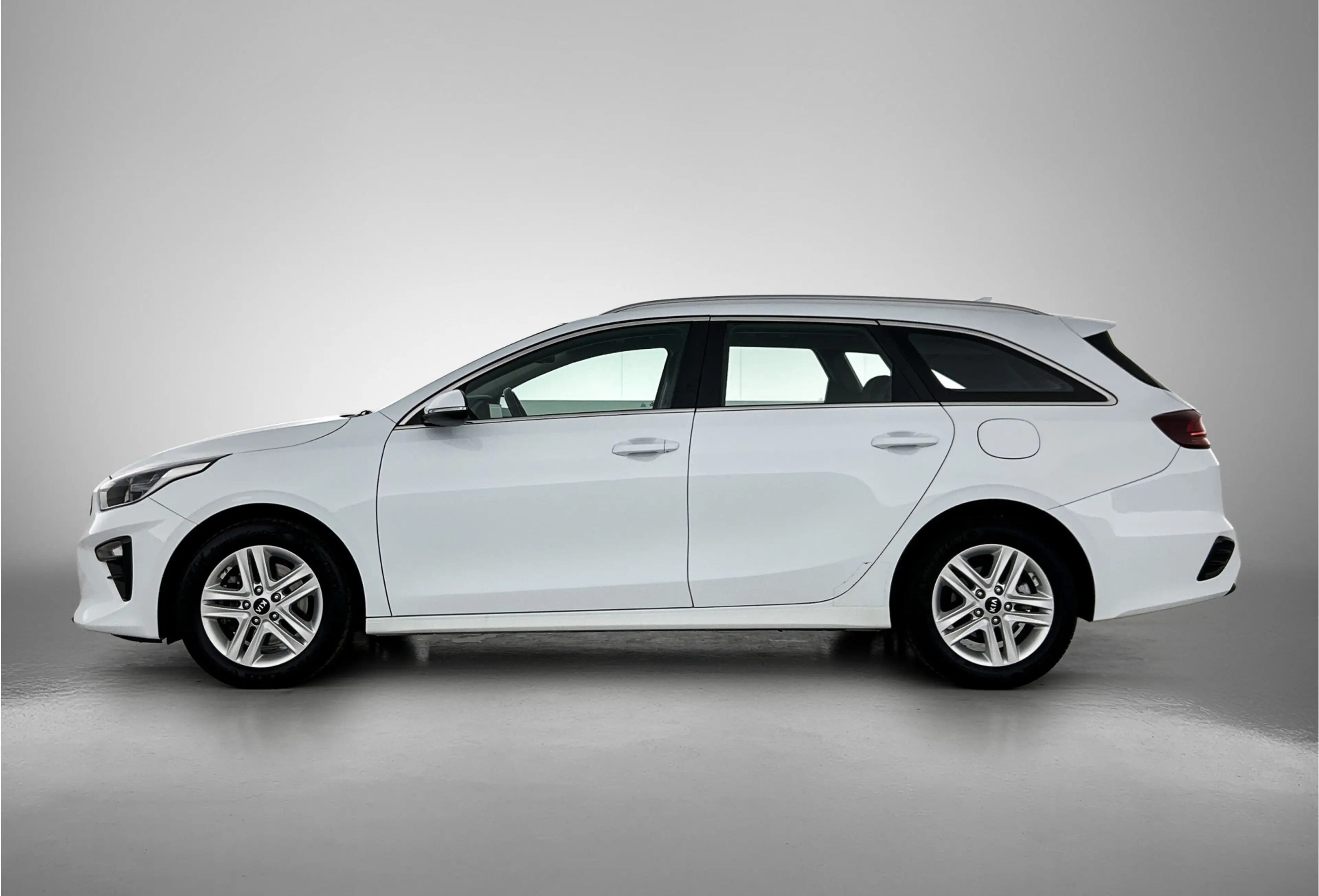 Kia Ceed SW / cee'd SW Sportswagon 1.4 T-GDi DynamicLine — photo 3