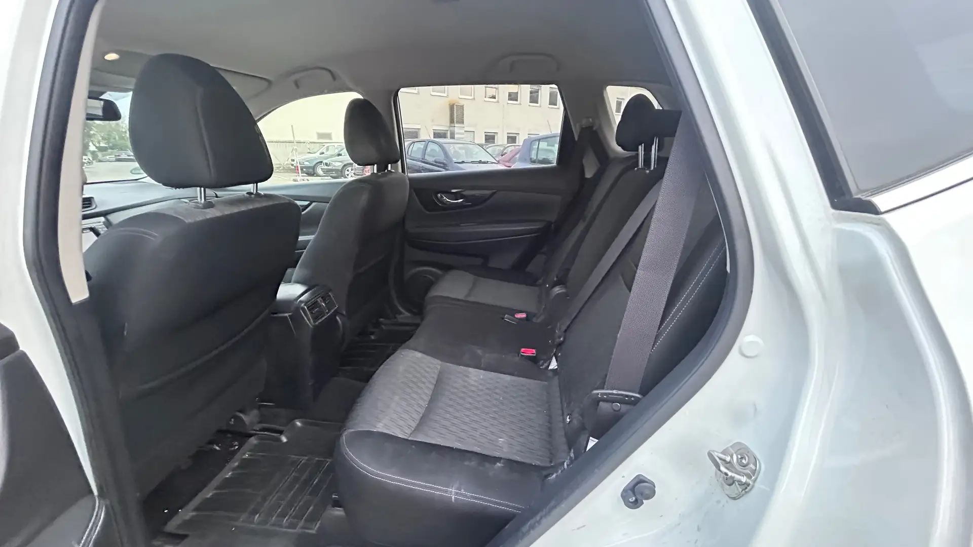 Nissan X-Trail N-Connecta 4x4 Weiß - 2
