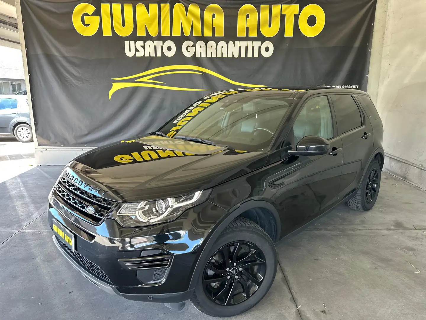 Land Rover Discovery Sport Discovery Sport 2.0 HSE awd 240cv GANCIO TRAINO Noir - 1