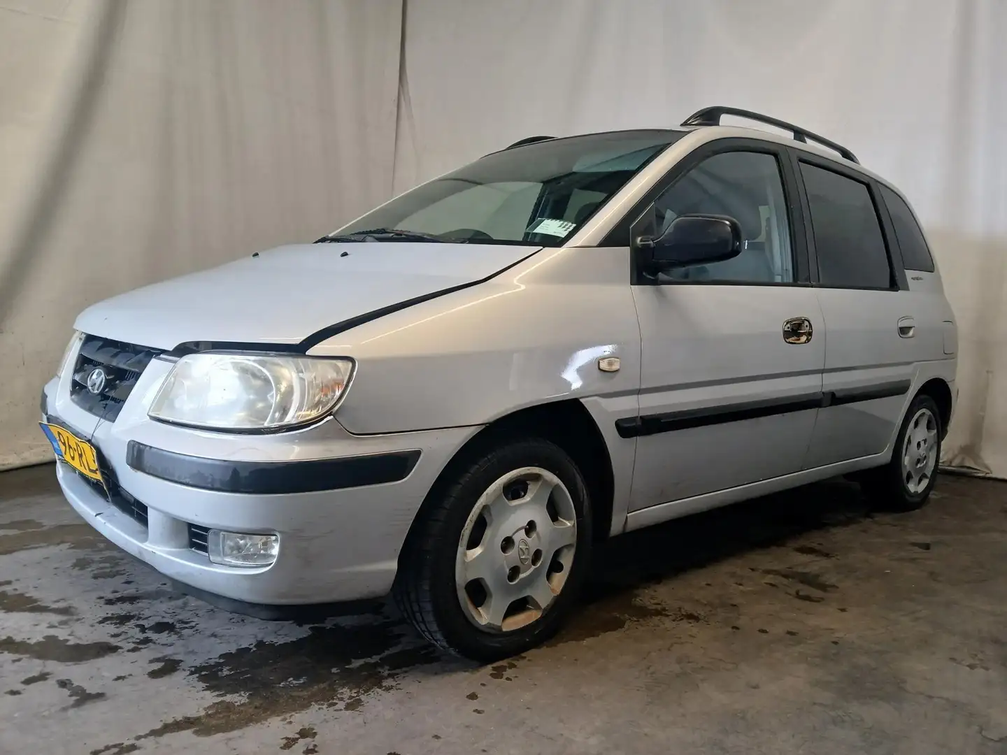 Hyundai Matrix 1.6i Active Cool - Airco - Schade Grijs - 2