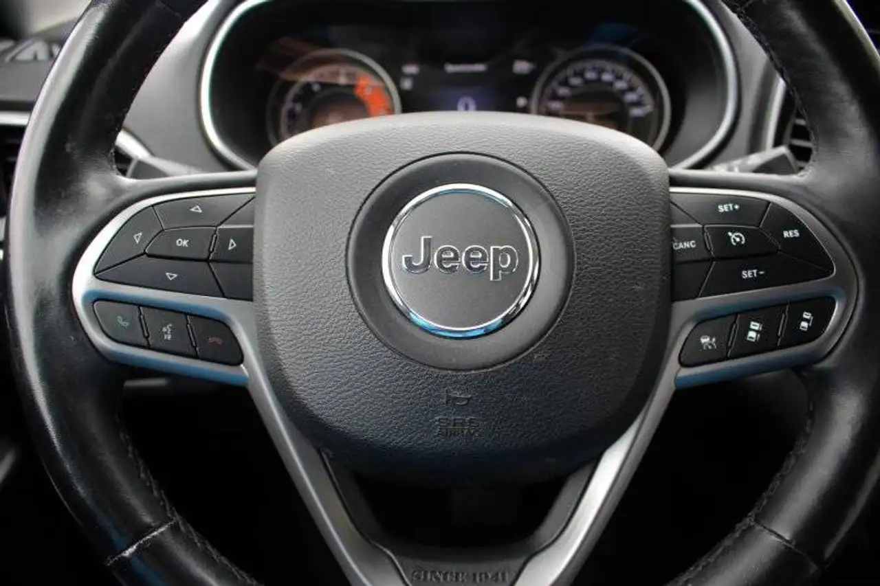 Jeep Cherokee fotografie Jeep Cherokee