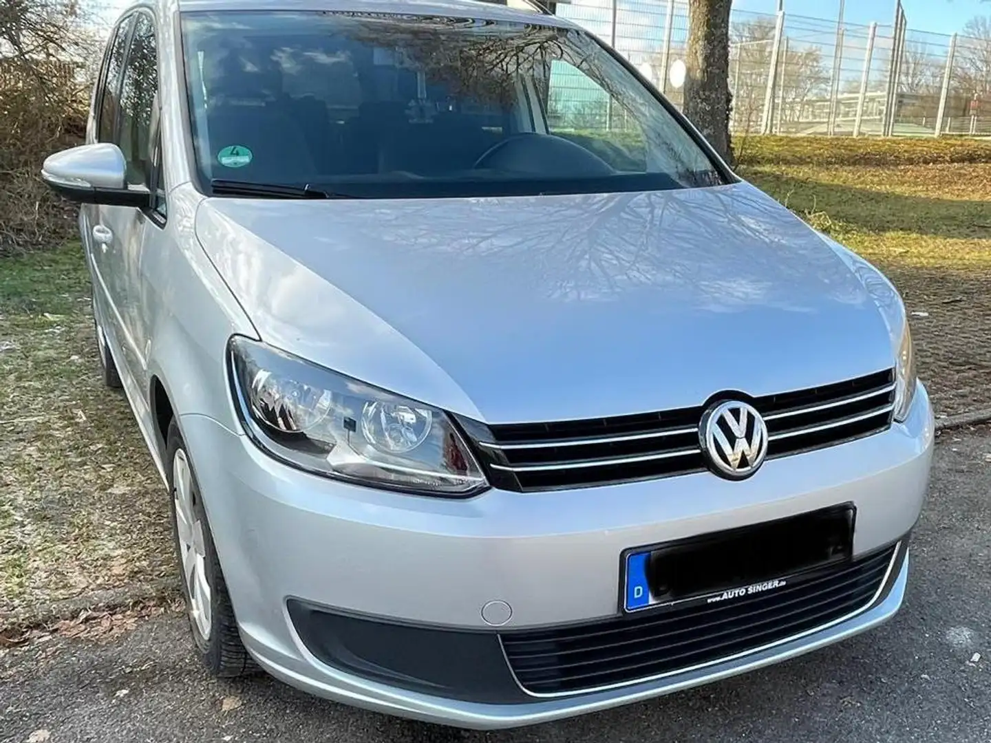 Volkswagen Cross Touran Touran 1.4 TSI Silber - 1
