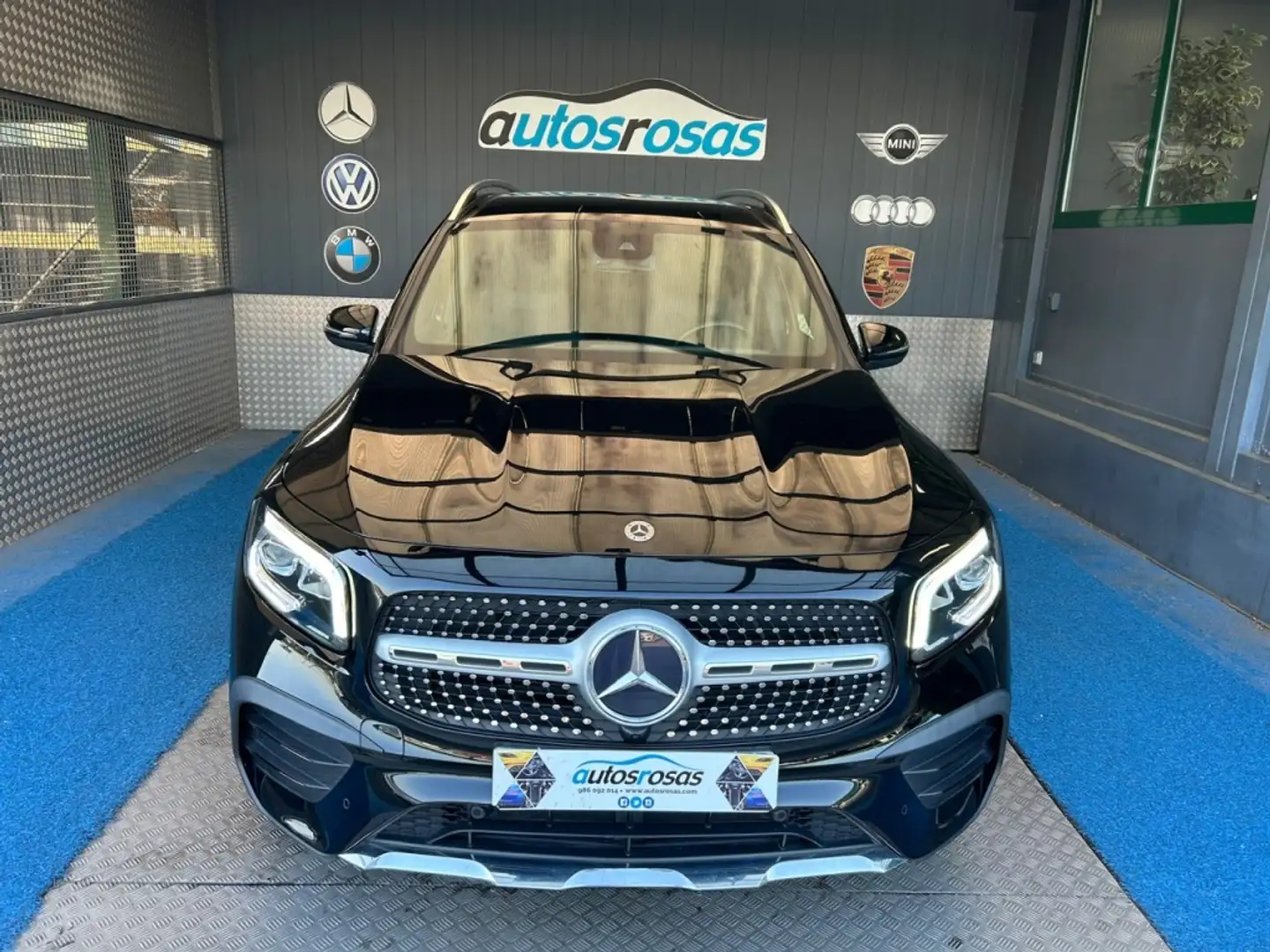 Mercedes-Benz GLB 200 200d 8G-DCT 7 plazas Negro - 2