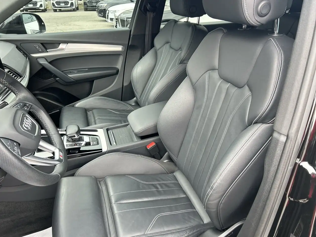 Audi Q5 снимка Audi Q5