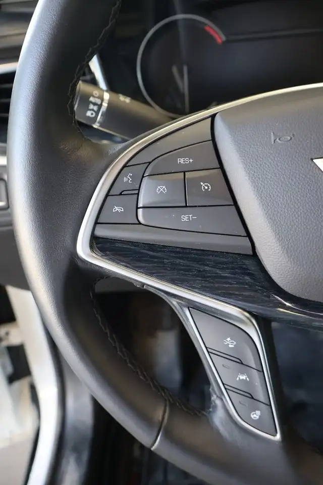 Cadillac XT5 снимка Cadillac XT5