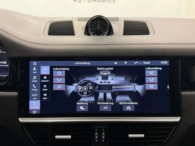 Porsche Cayenne Coupe Turbo S E-Hybrid**PANO**NACHTSICHT**BOSE**H Ansicht 31