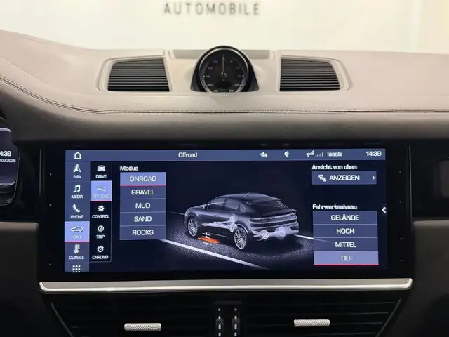 Porsche Cayenne Coupe Turbo S E-Hybrid**PANO**NACHTSICHT**BOSE**H Ansicht 29