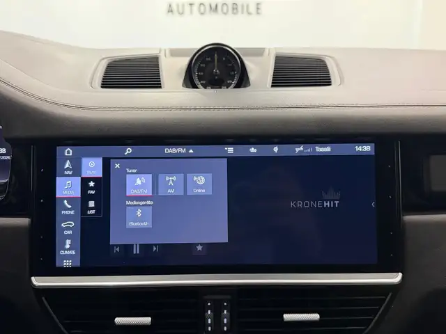 Porsche Cayenne Coupe Turbo S E-Hybrid**PANO**NACHTSICHT**BOSE**H Ansicht 25