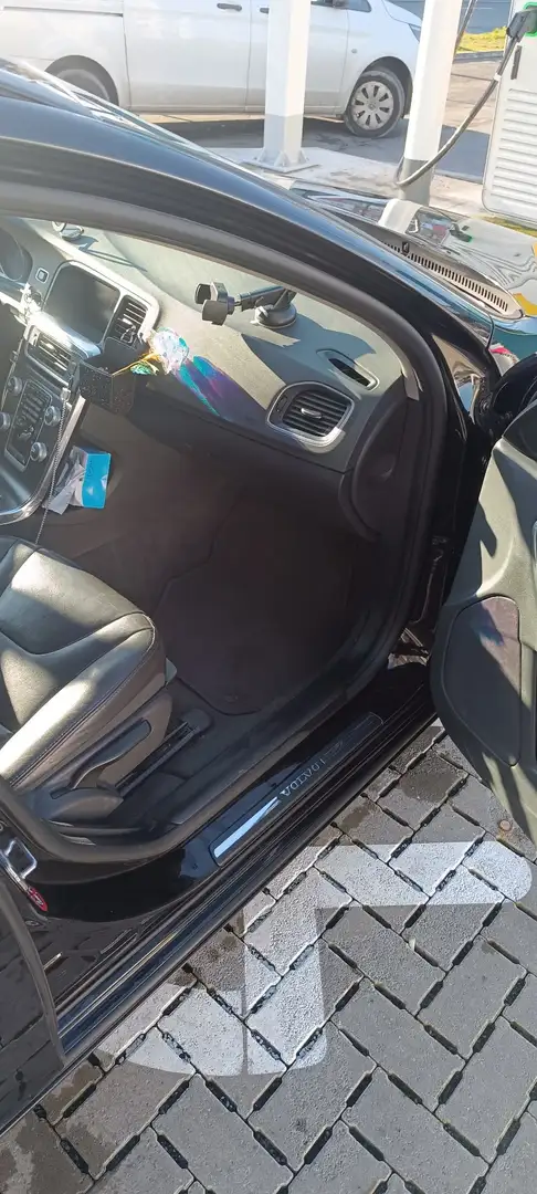 Volvo V60 D2 Summum - 2