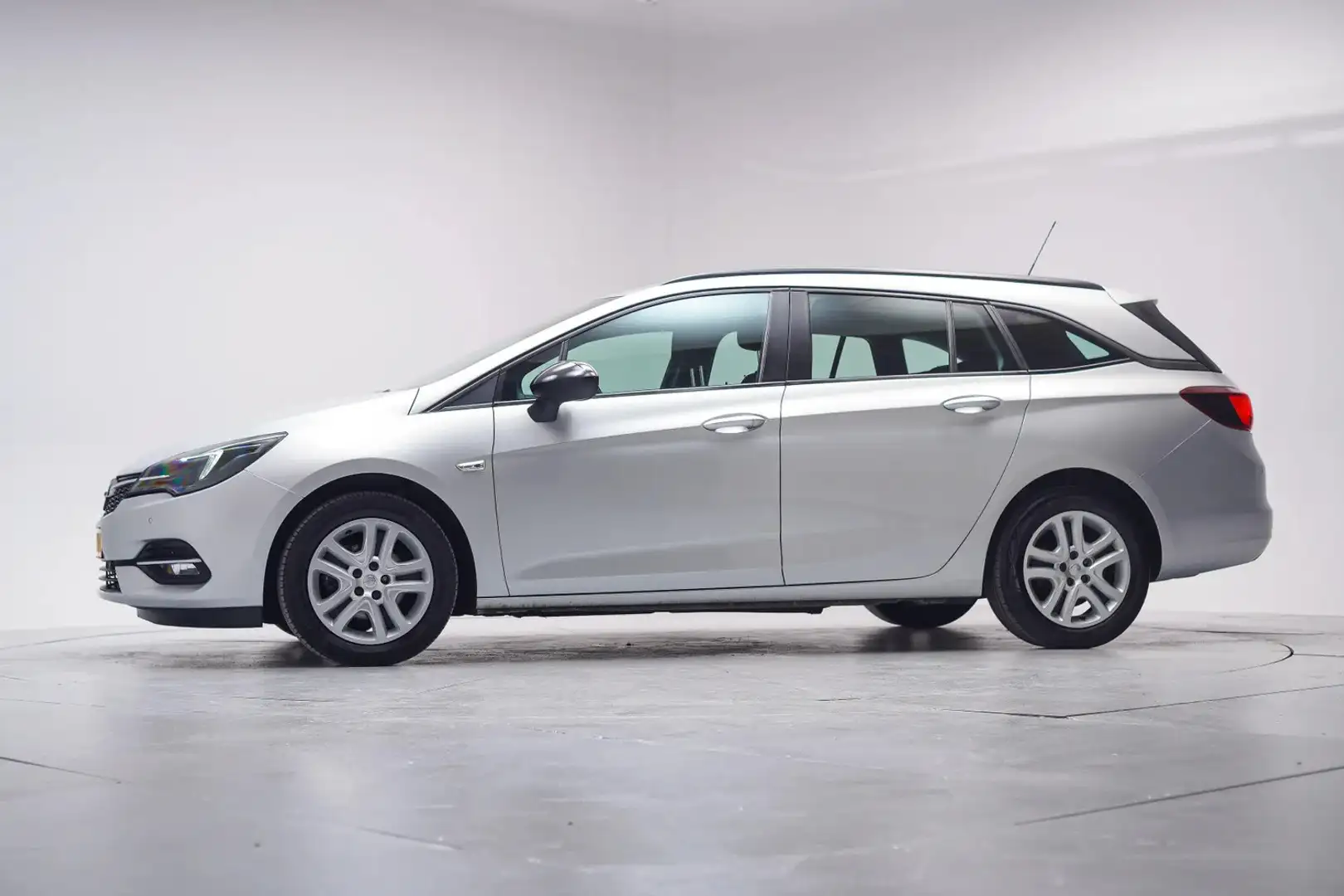 Opel Astra SPORTS TOURER 1.2 Turbo Business Edition [ Navi LE Grijs - 2