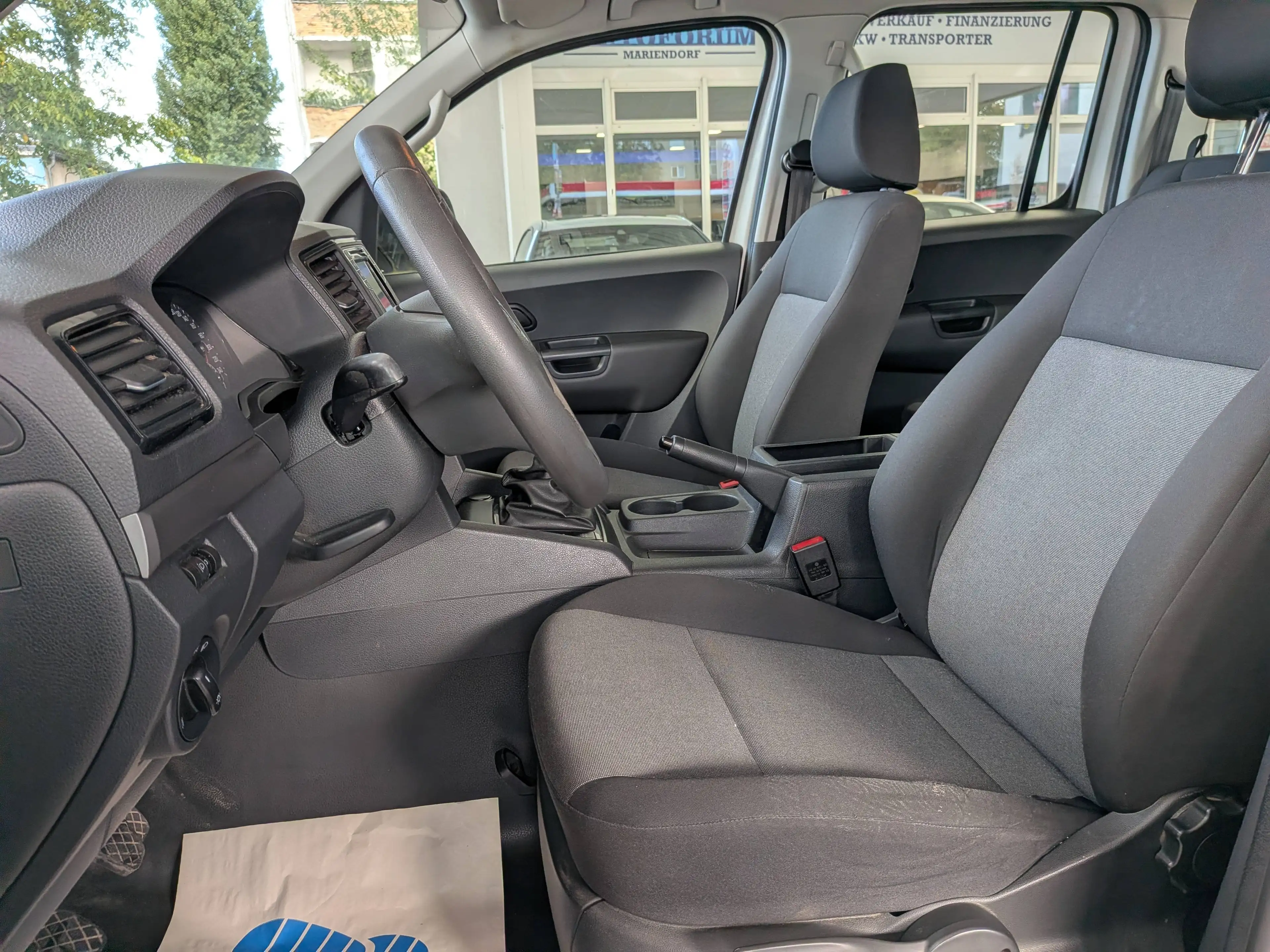 Volkswagen Amarok Trendline DoubleCab--1.Hand-TÜV/AU NEU-- — photo 12