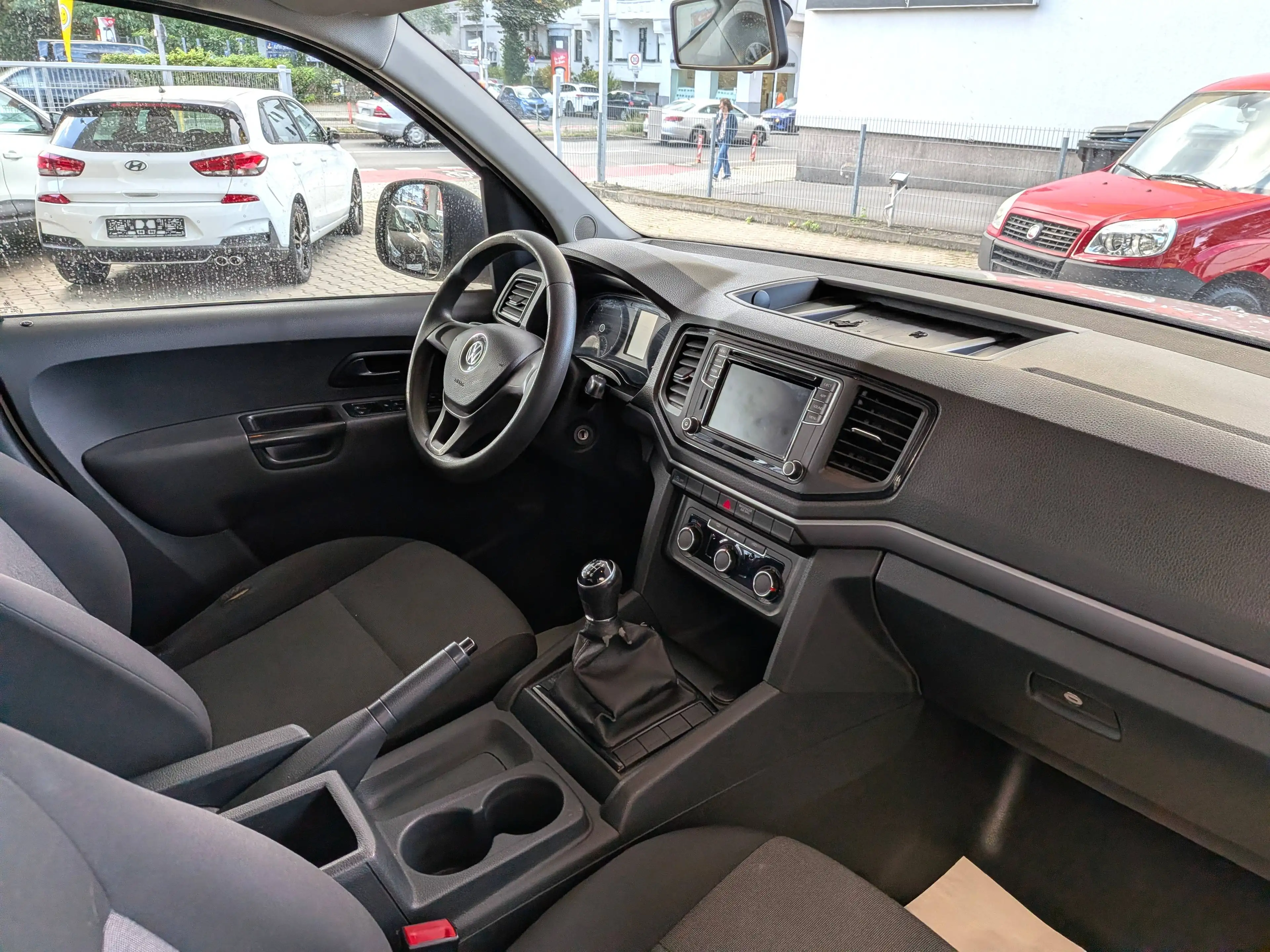 Volkswagen Amarok Trendline DoubleCab--1.Hand-TÜV/AU NEU-- — photo 14