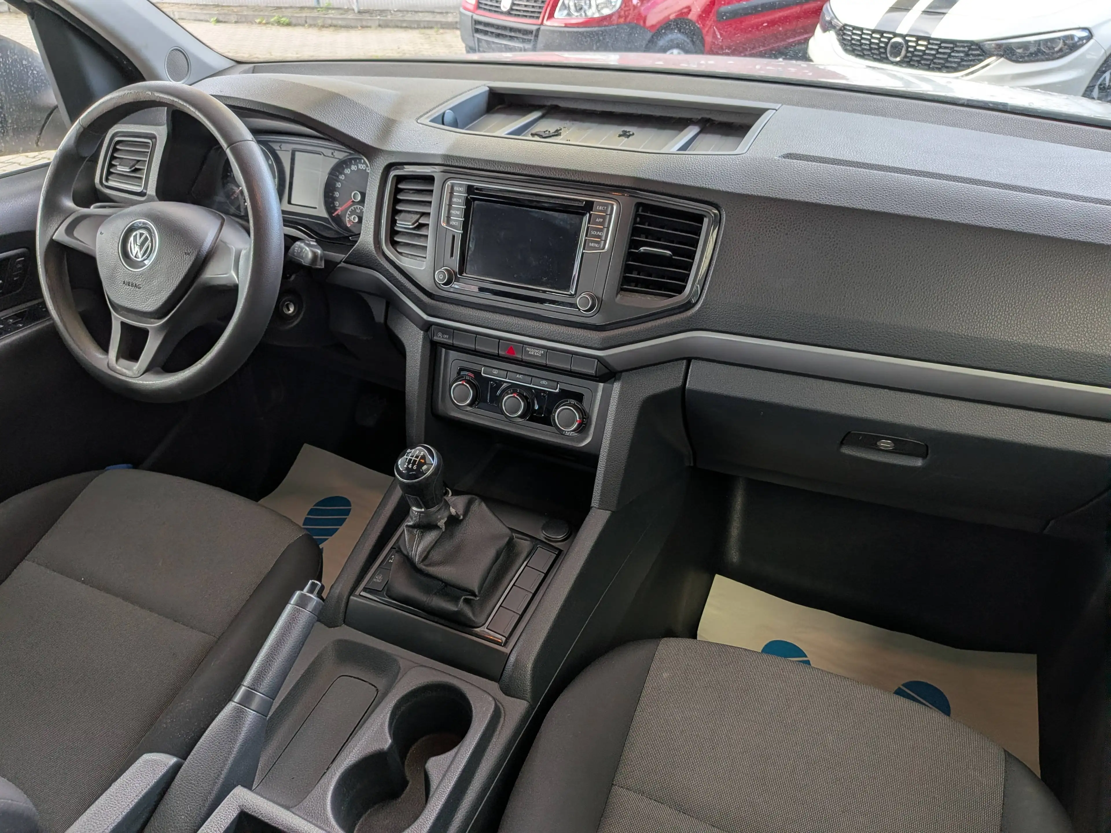 Volkswagen Amarok Trendline DoubleCab--1.Hand-TÜV/AU NEU-- — photo 8