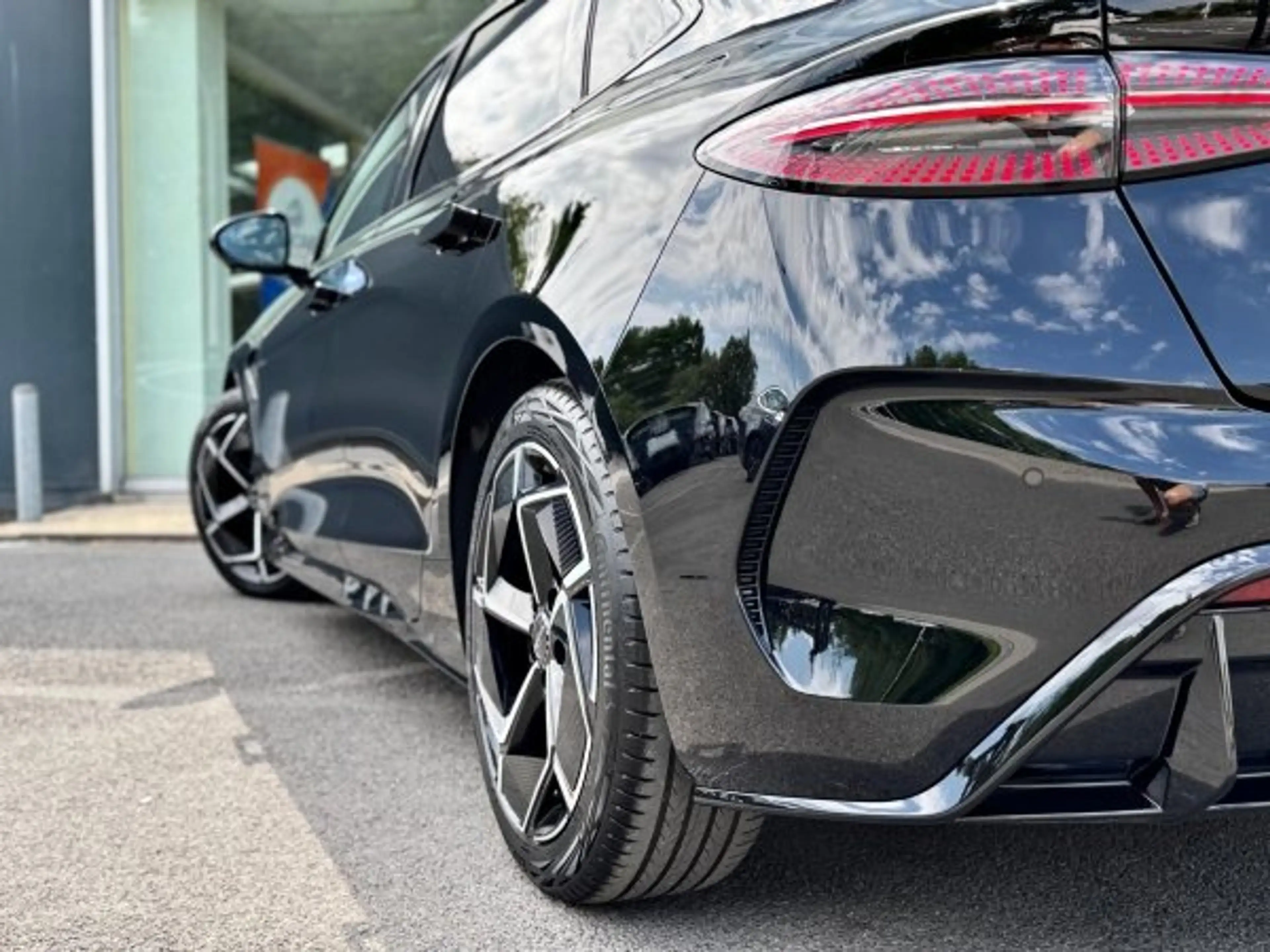 BYD Seal 82.5 kWh / DESIGN / 360° / MEMORY / PANO / SFEE — photo 11