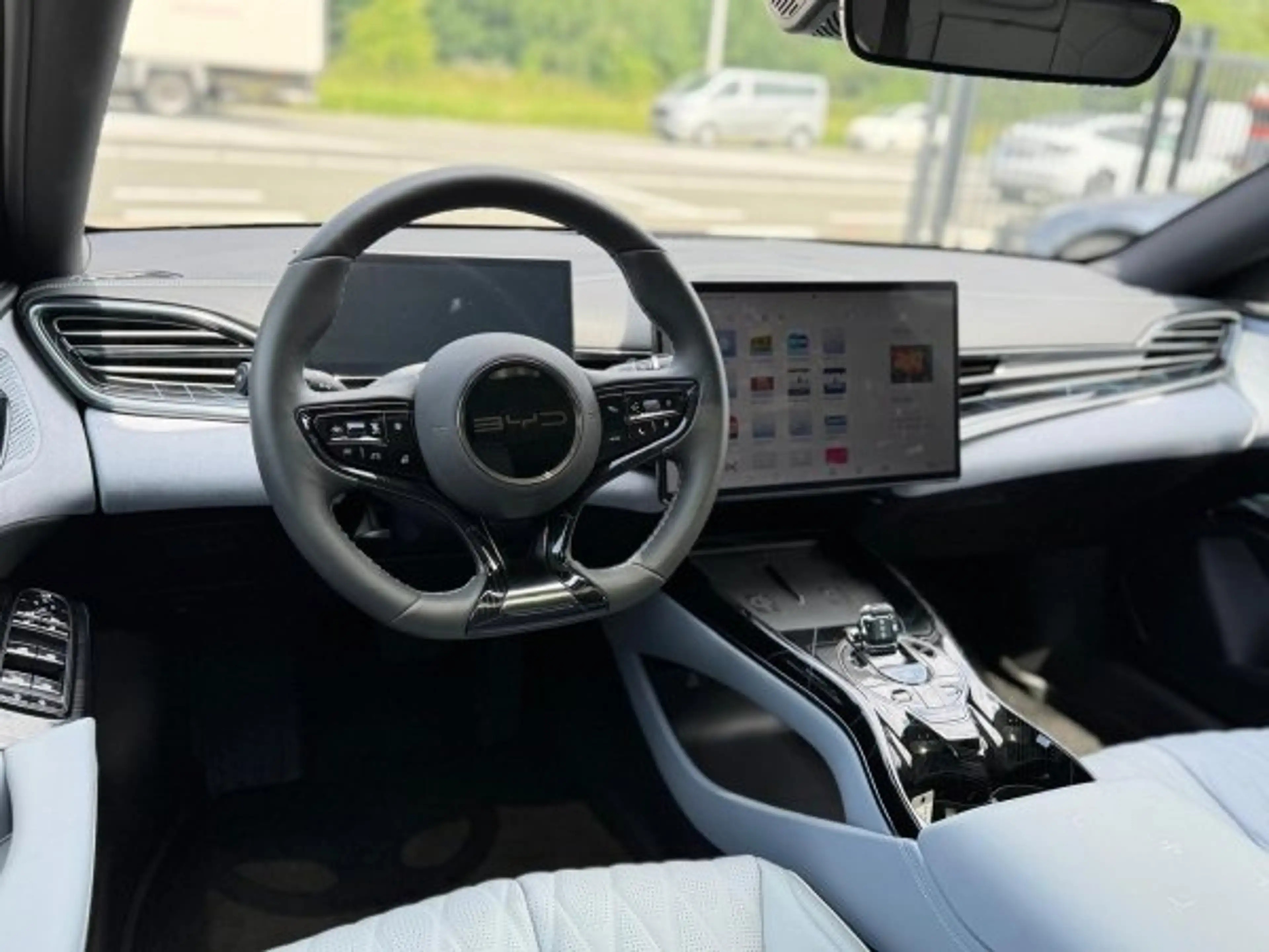 BYD Seal 82.5 kWh / DESIGN / 360° / MEMORY / PANO / SFEE — photo 15