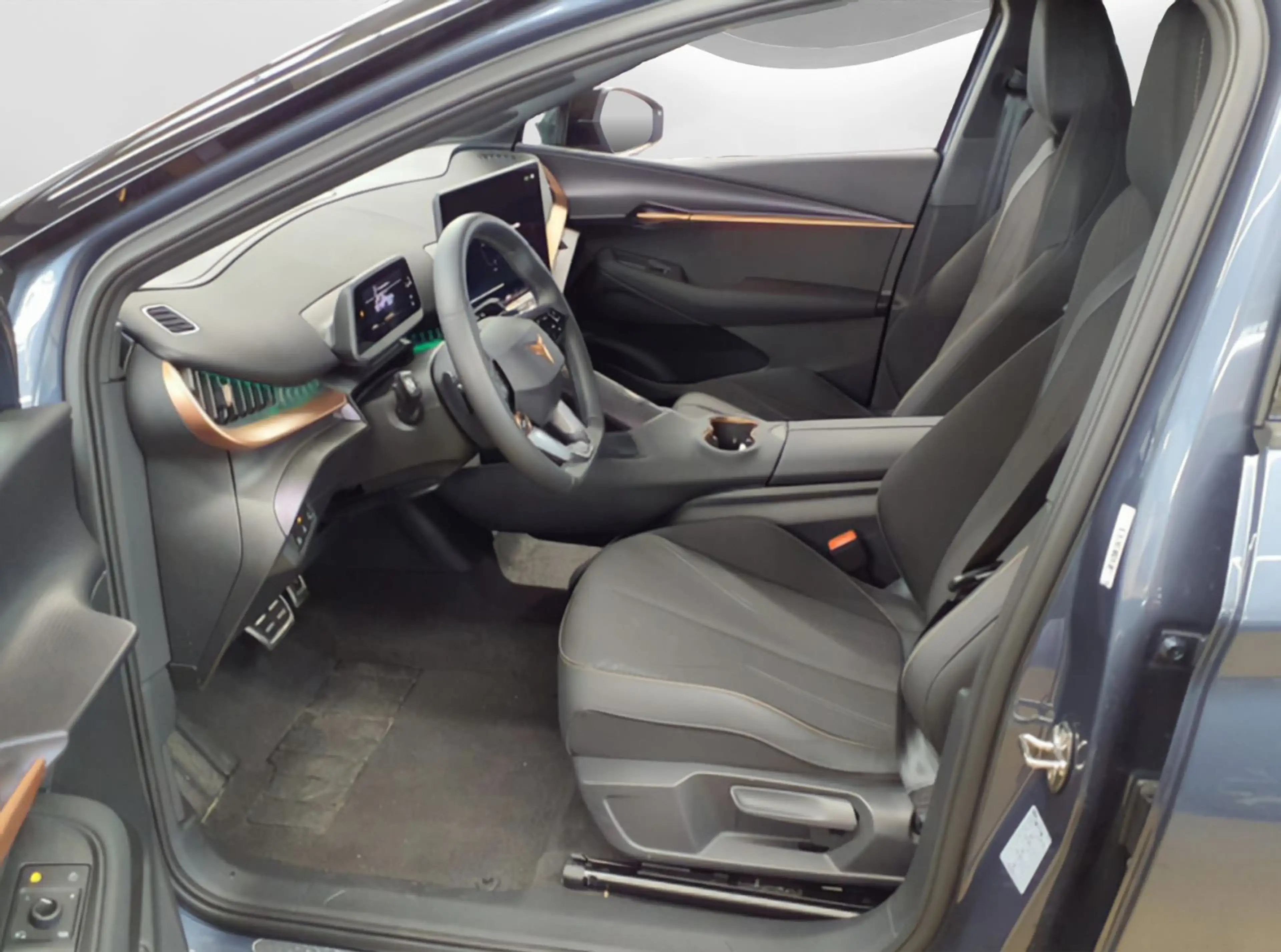 CUPRA Tavascan 210kW/77kWh Endurance *Kamera*LED*Navi* — photo 4