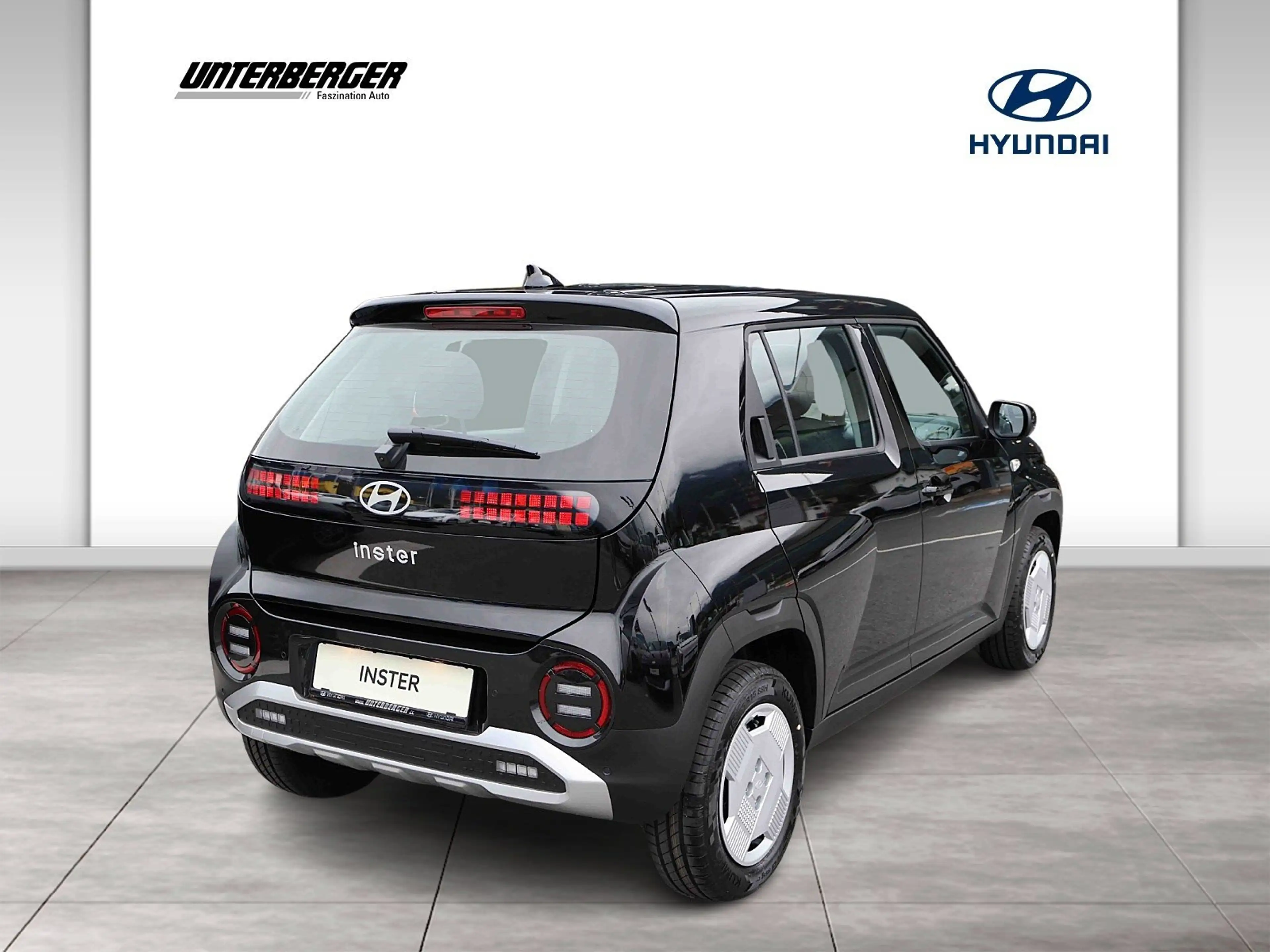 Hyundai Inster (01.01.2024-) INSTER Smart Line 49kWh r5s42-P1 — photo 2