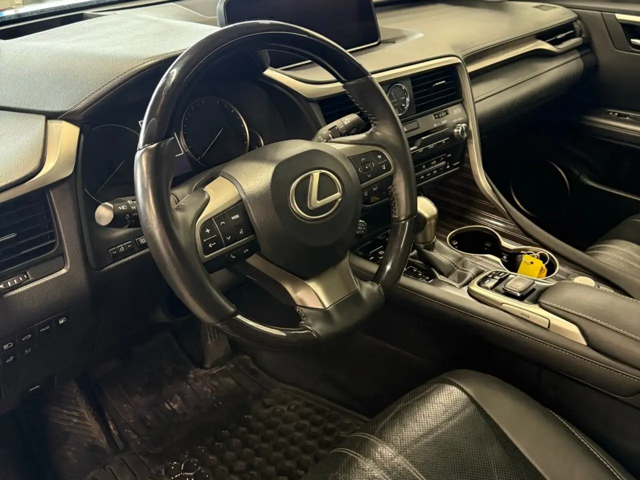Lexus RX снимка Lexus RX