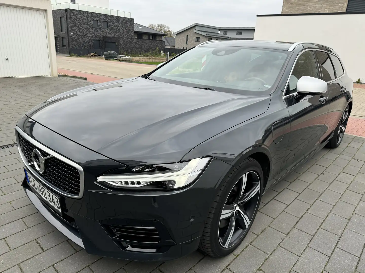 Volvo V90 T8 Twin Engine AWD Geartronic R Design - 2