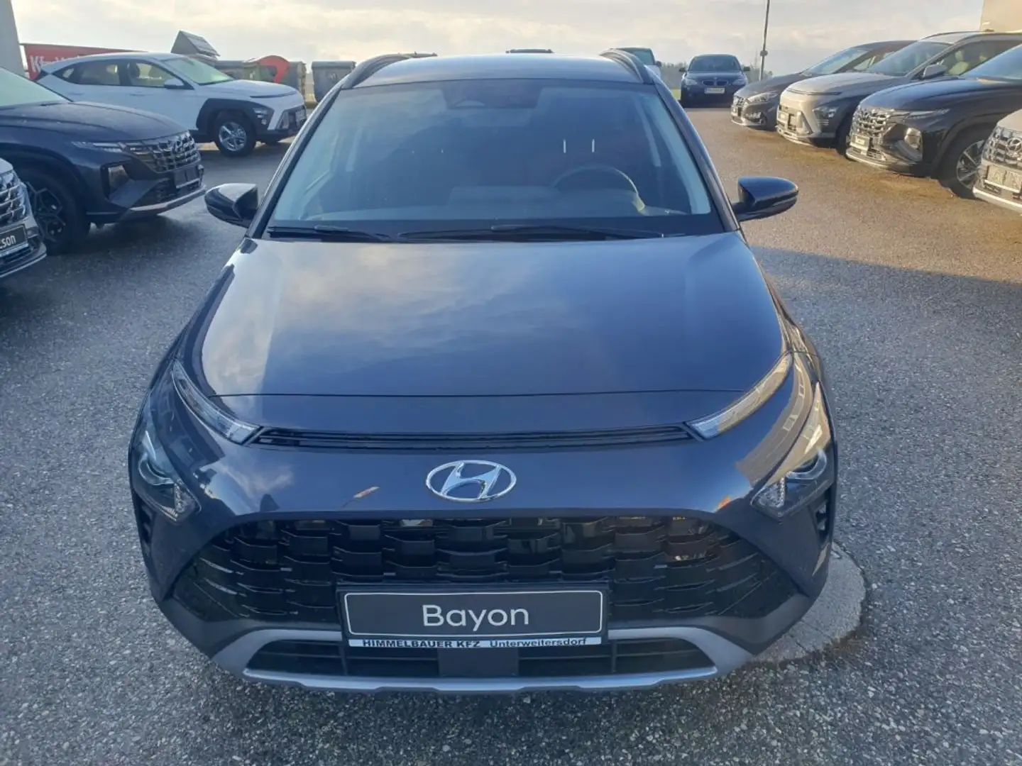 Hyundai BAYON i-Line Plus 1,0 T-GDi y1bp2 Grau - 2