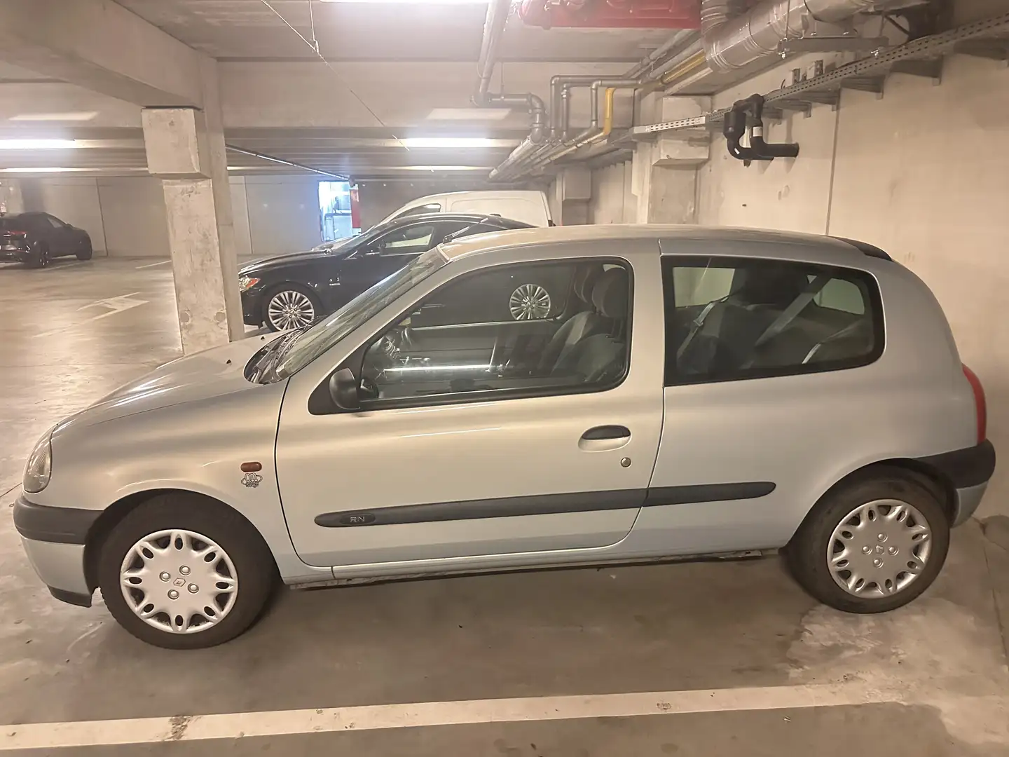 Renault Clio 1.2 ECON - 1