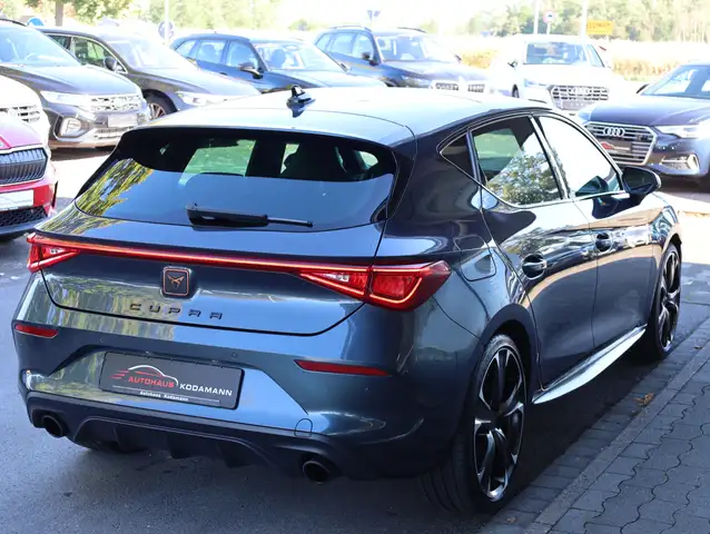 Cupra Leon view 11