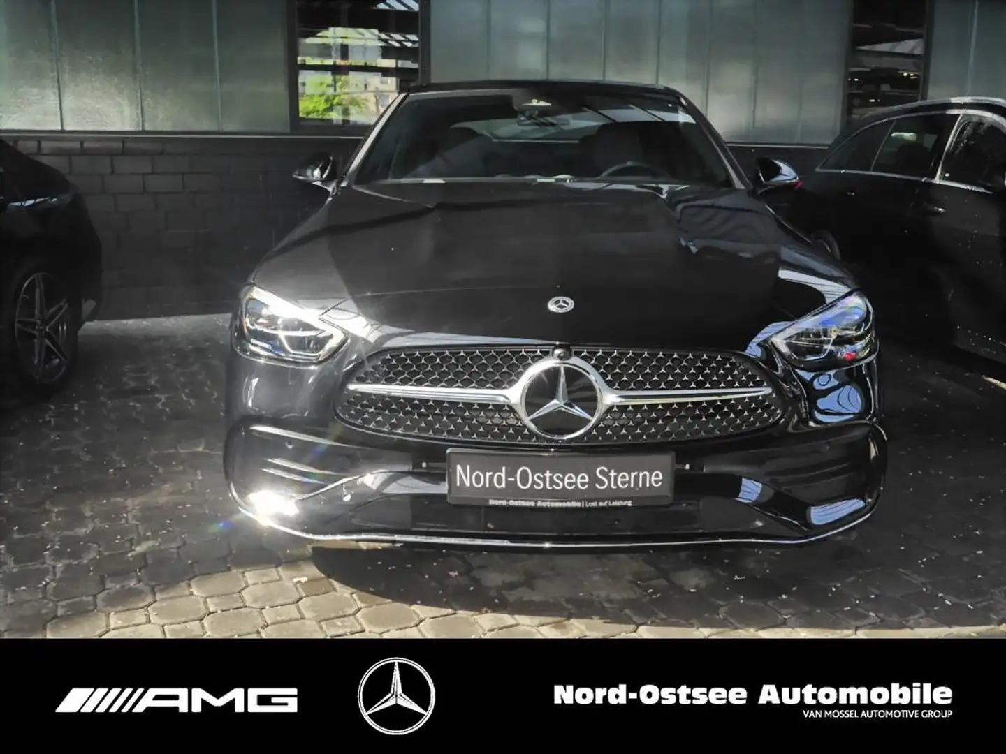 Mercedes-Benz C 200 AMG KAMERA AHK DISTR. LED KEYLESS ADV MBUX Nero - 2