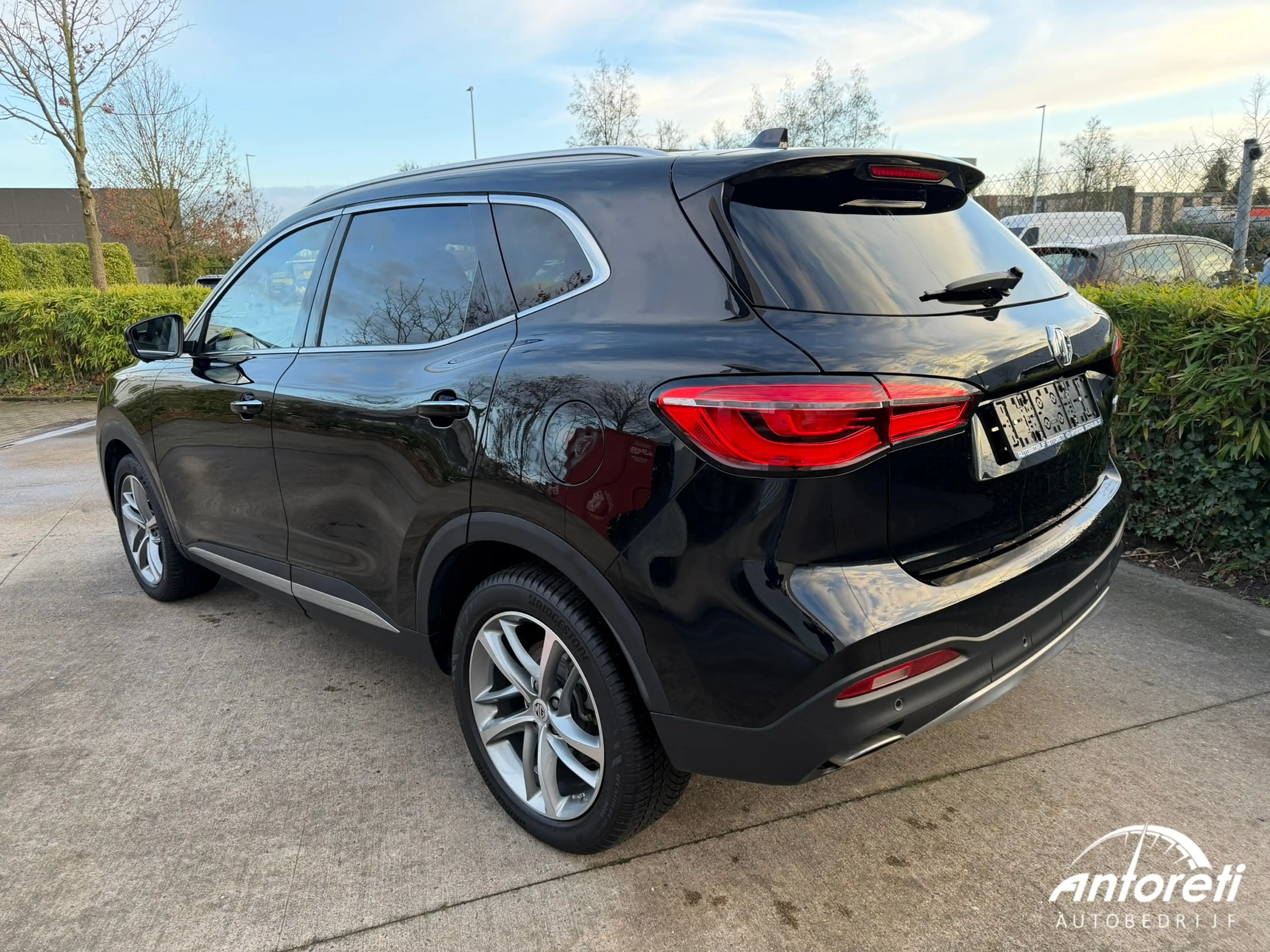 MG EHS PHEV Luxery FULL OPTION — photo 5