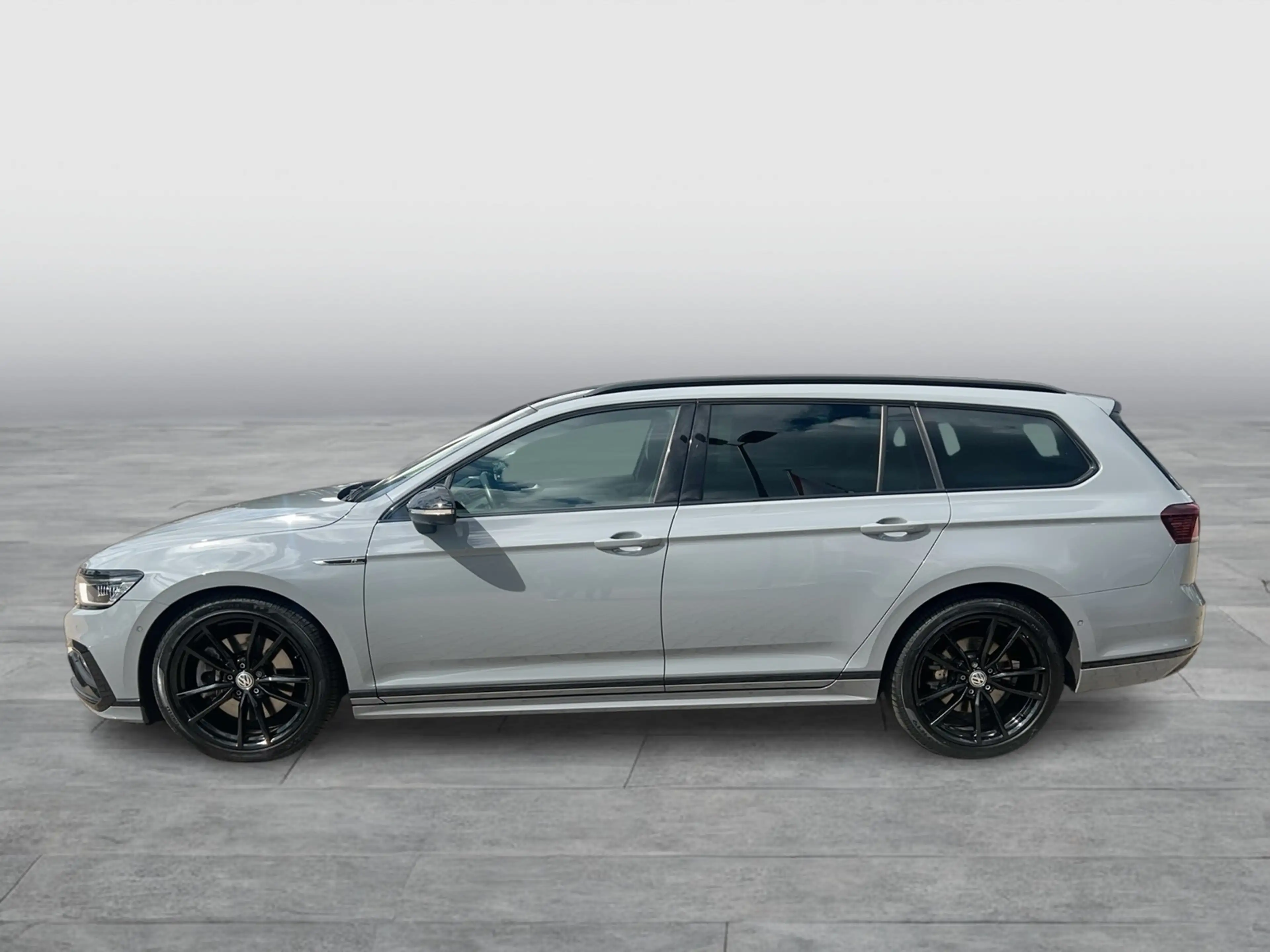 Volkswagen Passat Variant TDI Elegance DSG 4M Matrix Navi AID Leder ACC R... — photo 2