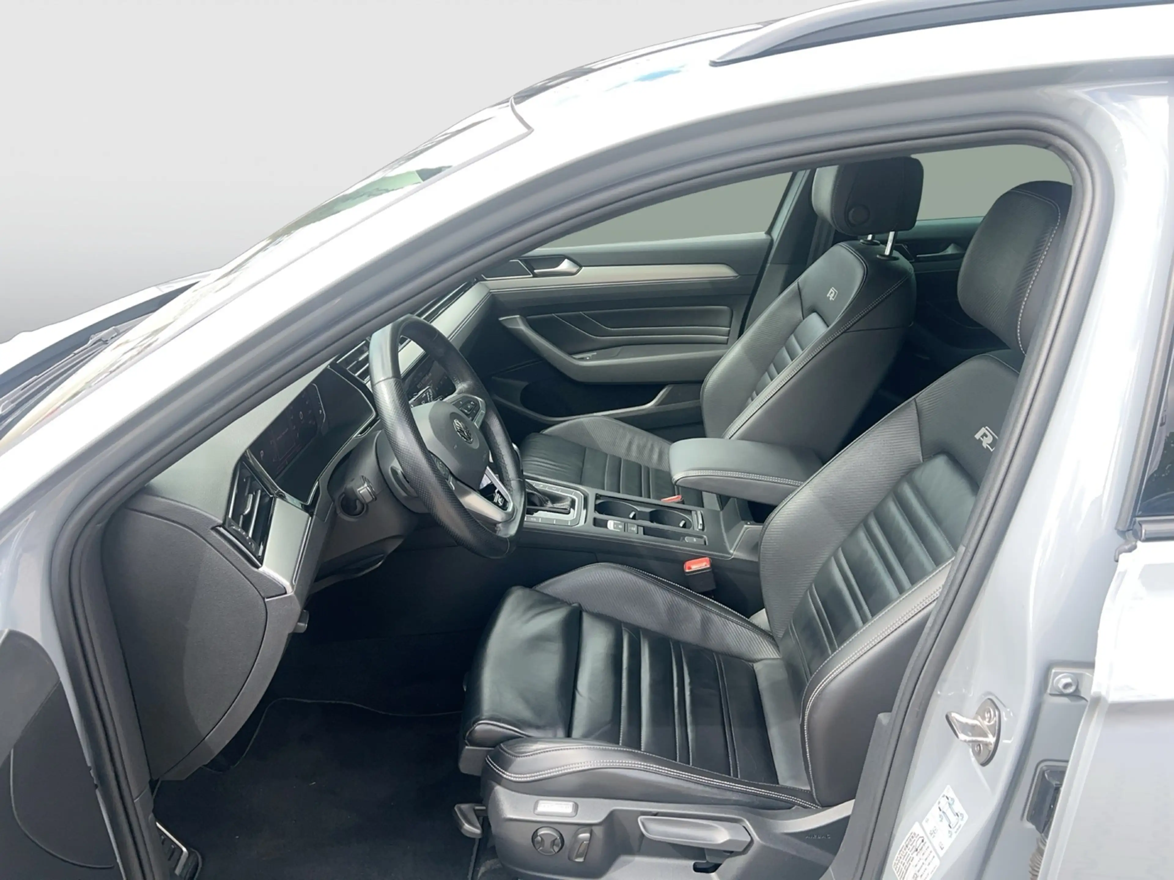 Volkswagen Passat Variant TDI Elegance DSG 4M Matrix Navi AID Leder ACC R... — photo 9