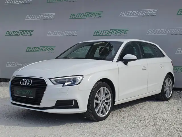 Audi A3 35 TFSI design, AHK, Allwetterräder, 2 x PDC, DSP