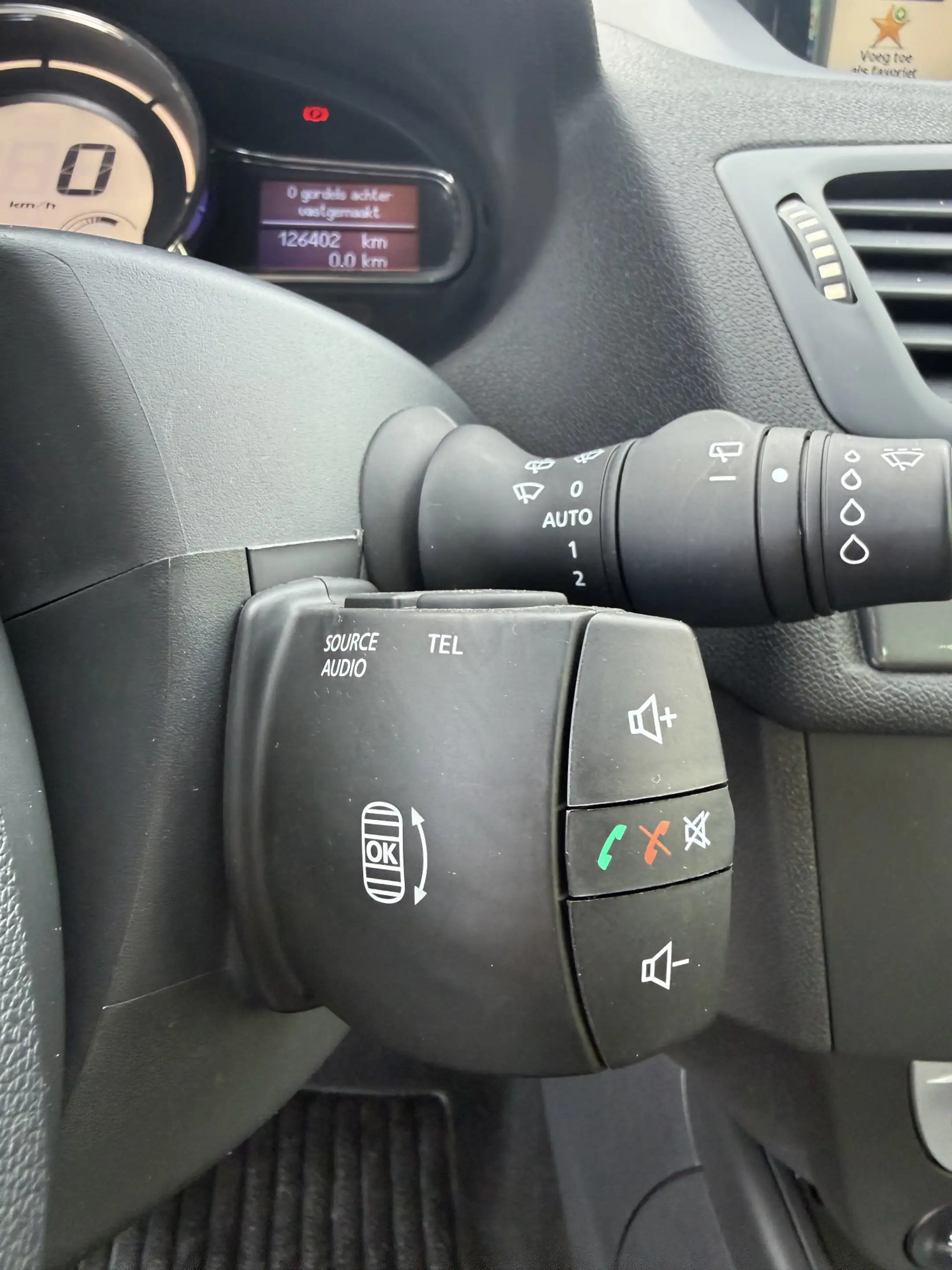 Renault Megane 1.2 TCe Limited | NAVI | TREKHAAK | CRUISE | CLIMA — photo 18