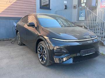 218 kW LONG RANGE*LEDER*20"AHK