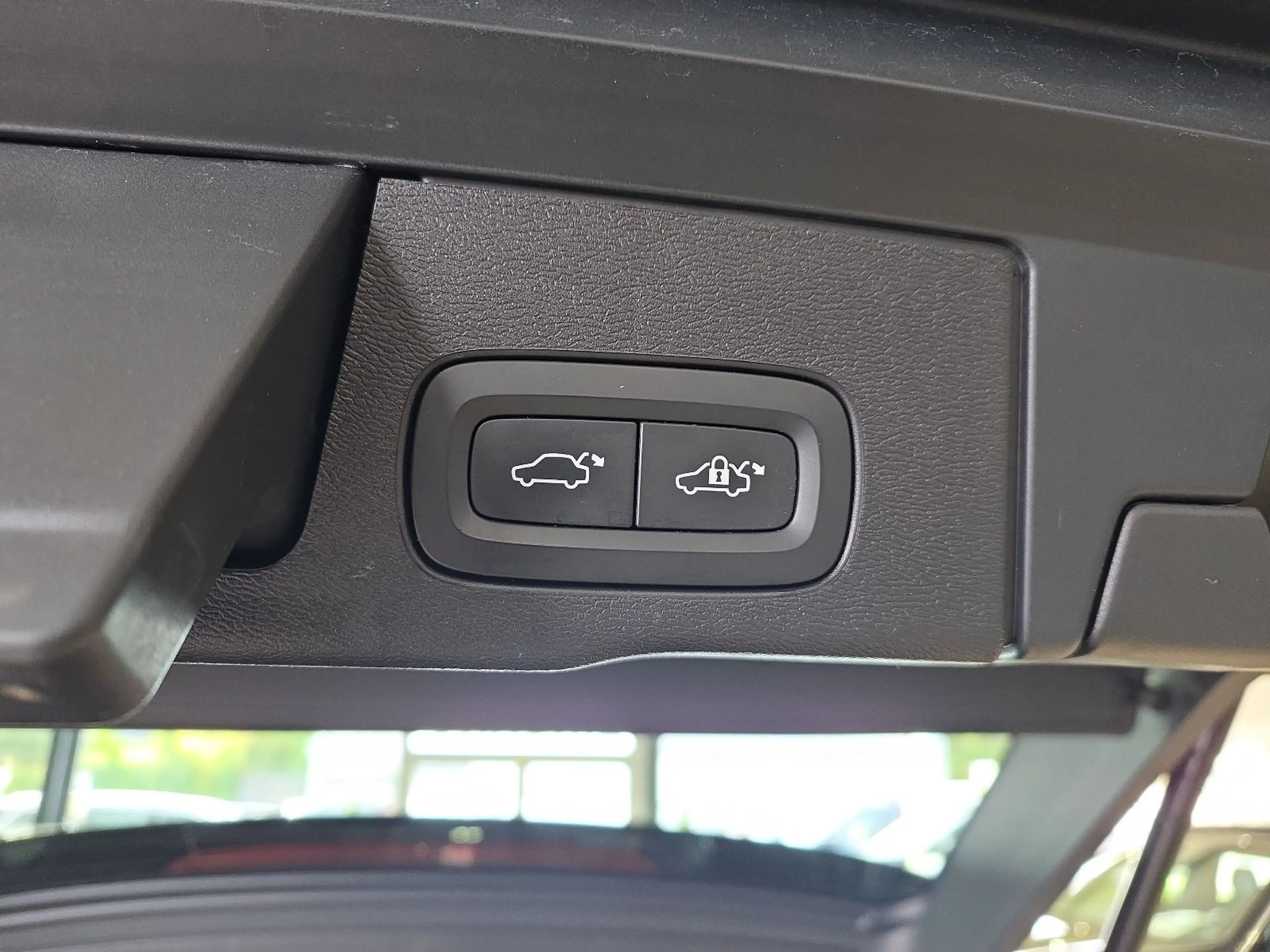 Volvo XC60 B5 Inscription ACC Sitzbelüftung Pano 360° — photo 15