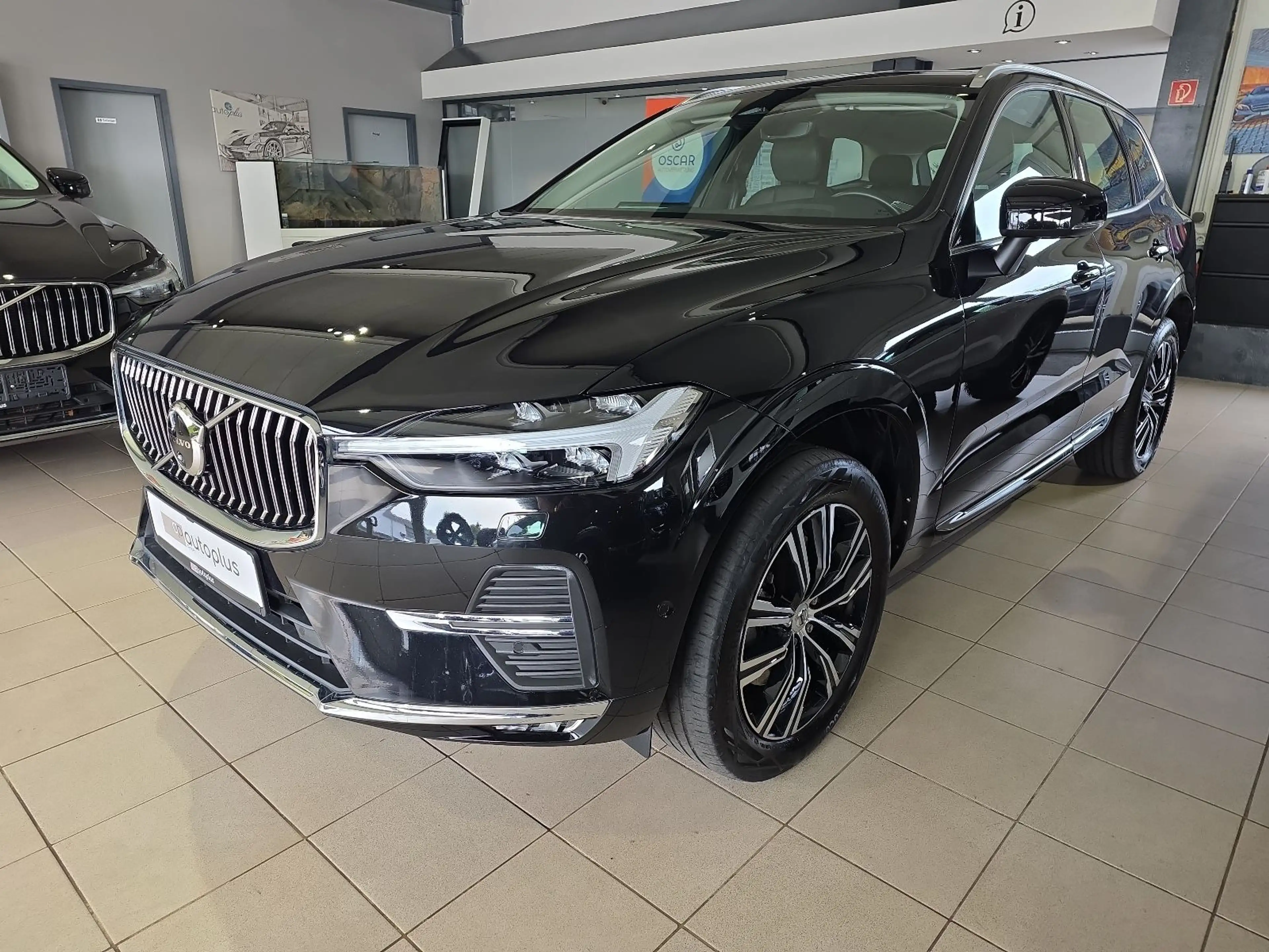 Volvo XC60 B5 Inscription ACC Sitzbelüftung Pano 360°