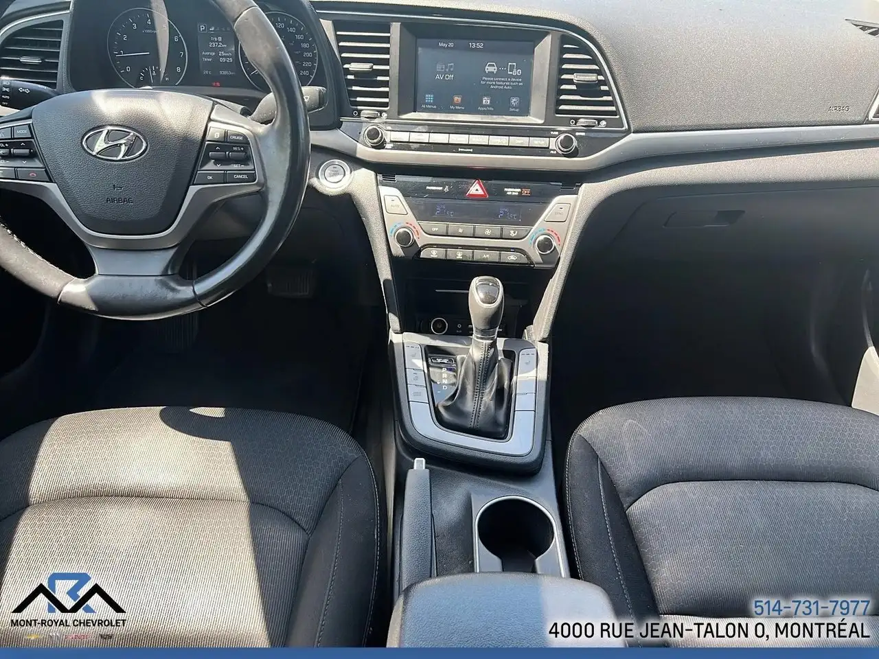 Hyundai ELANTRA снимка Hyundai ELANTRA