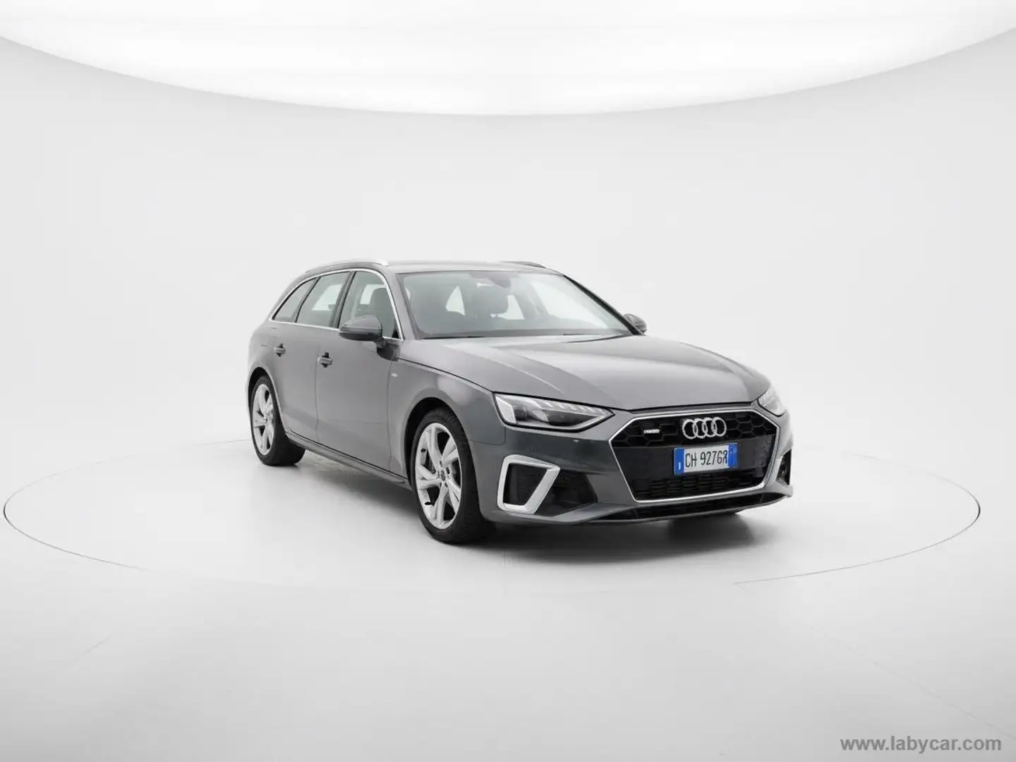 Audi A4 Avant 40 TDI S tronic S line edition Gris - 2