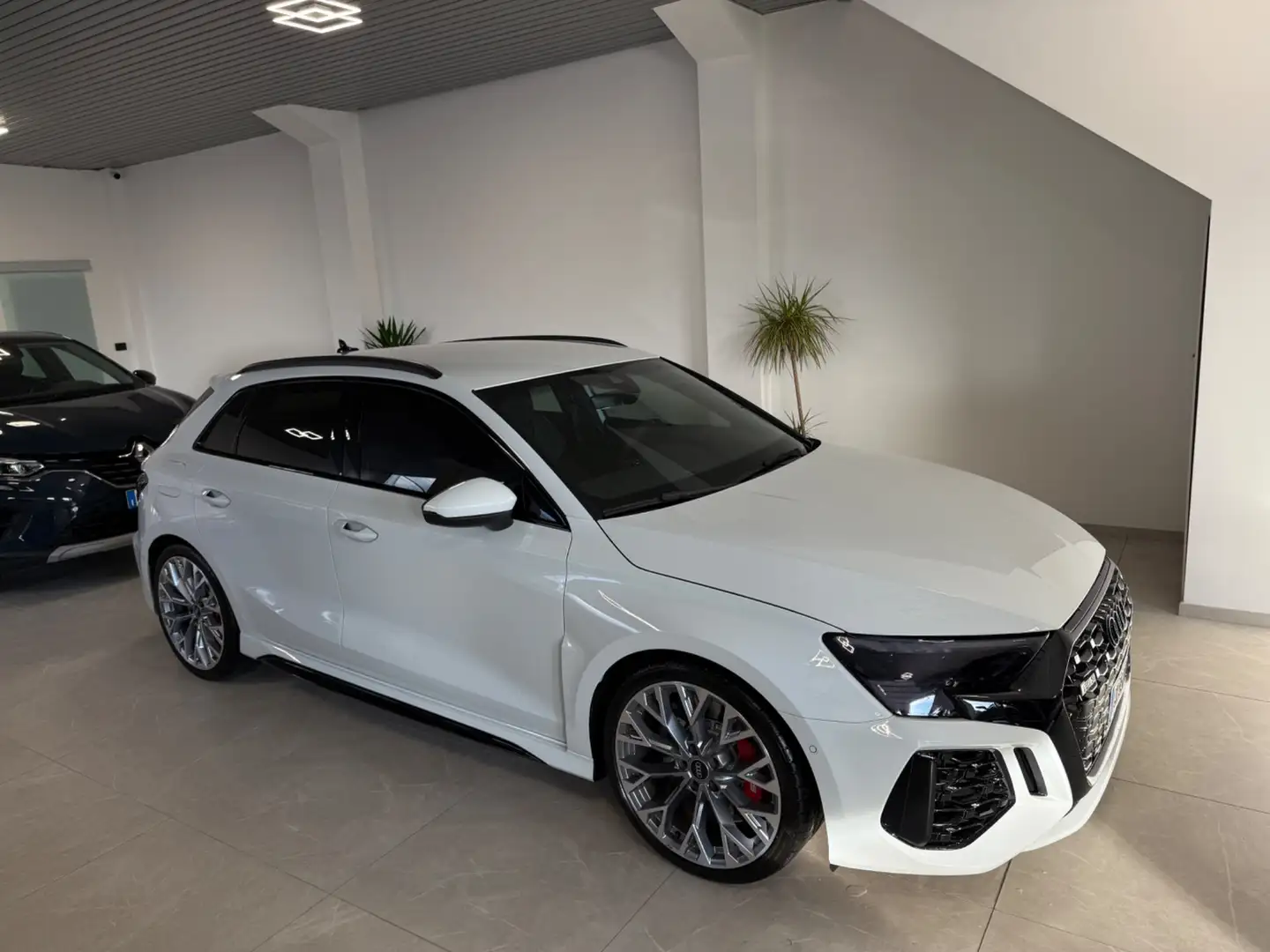Audi RS3 AUDI RS3 2.5 BENZINA ANNO 2023 KM 26.000 Bianco - 1