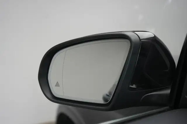 Mercedes-Benz GLC view 27