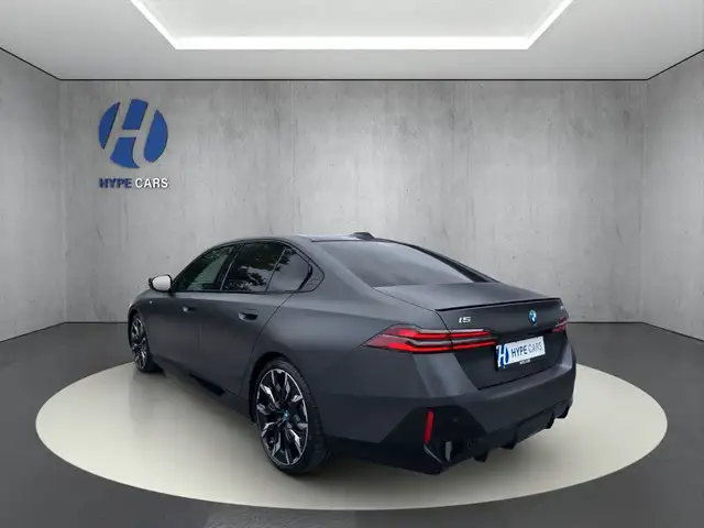 BMW I5 view 5