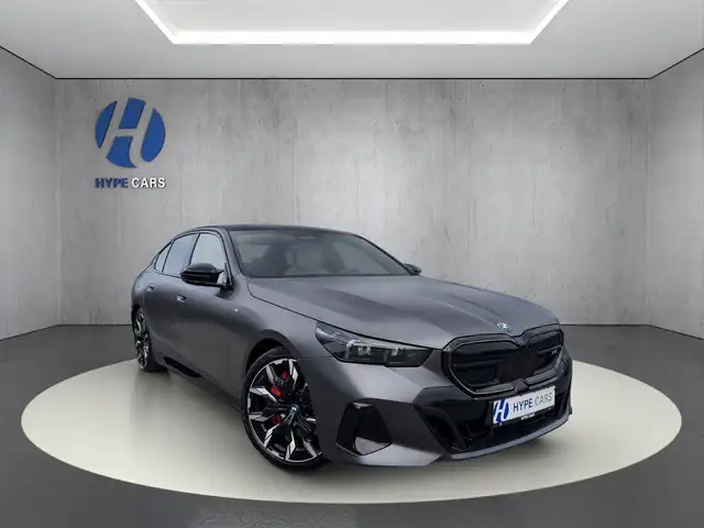 BMW I5 view 3