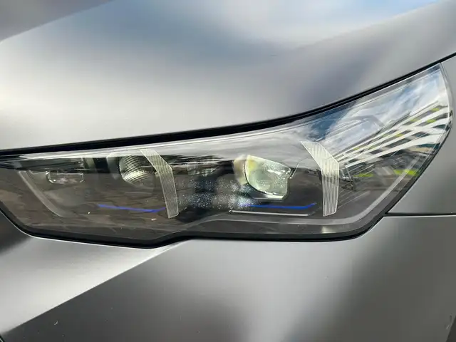 BMW I5 view 9