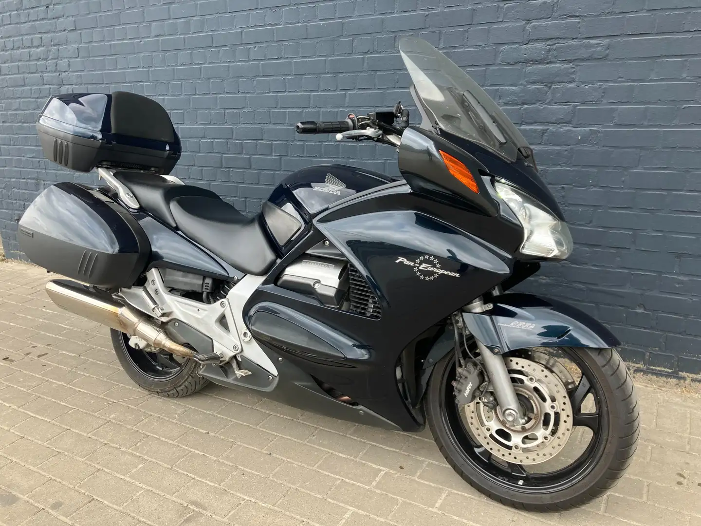 Honda Pan European ST1300 Modrá - 2