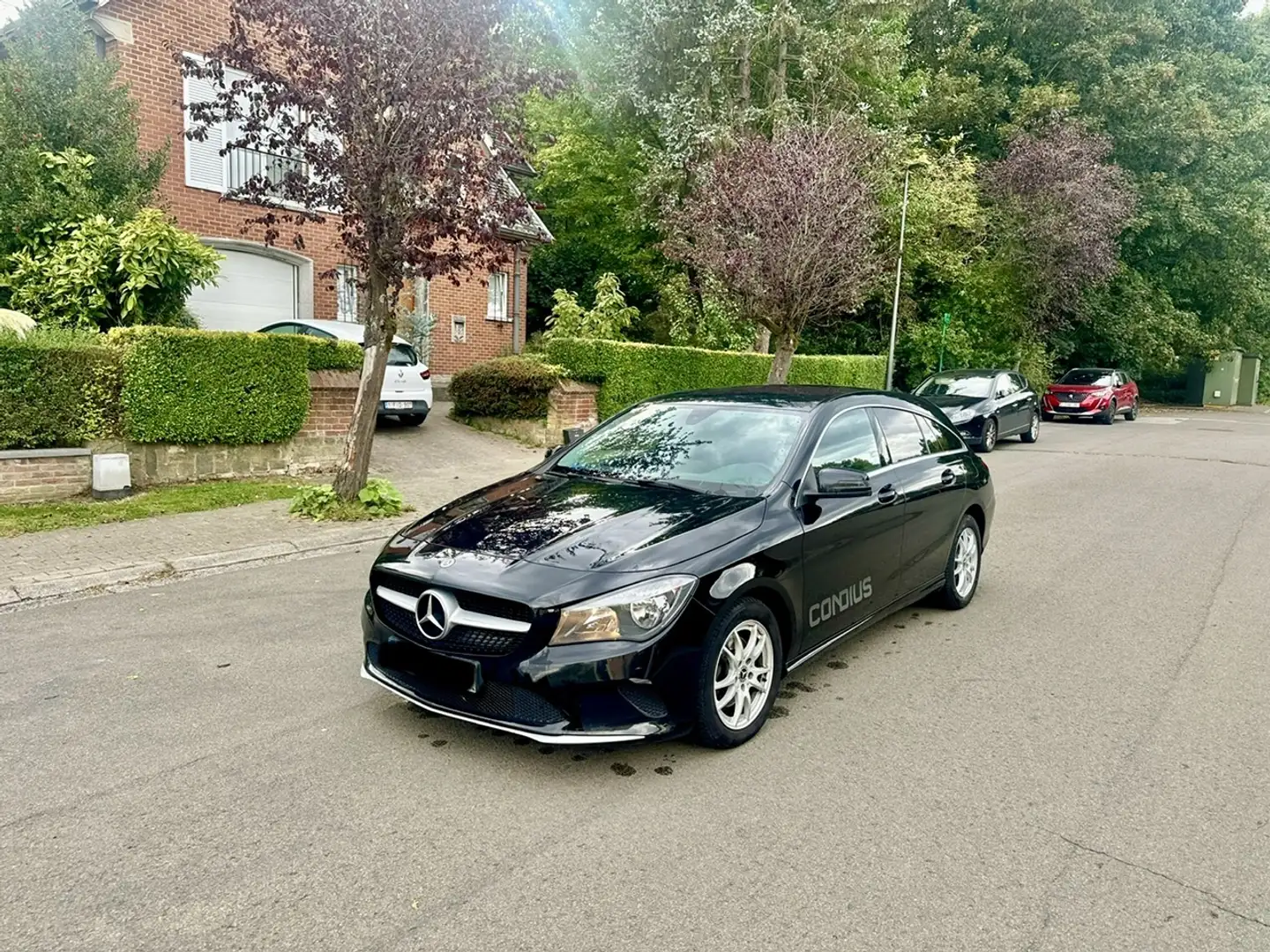 Mercedes-Benz CLA 180 CLA 180 d Noir - 1
