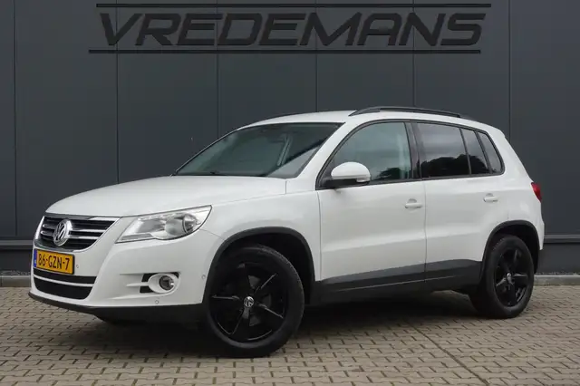 Volkswagen Tiguan 2.0 TSI Comfort&Design 4Motion