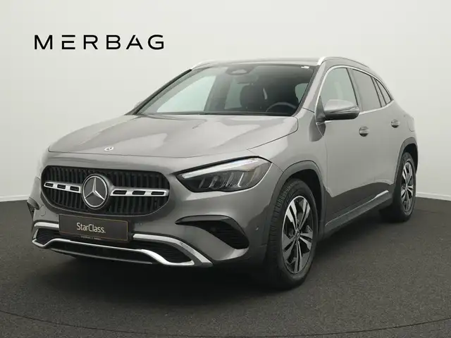 Mercedes-Benz GLA 180 Progressive LED+Kamera+Totw+EasyPack Navi/Autom./Klima/Park-Assist./Sitzhzg./MF-Lenkrad/Leder/Dachrel./Digitales Radio
