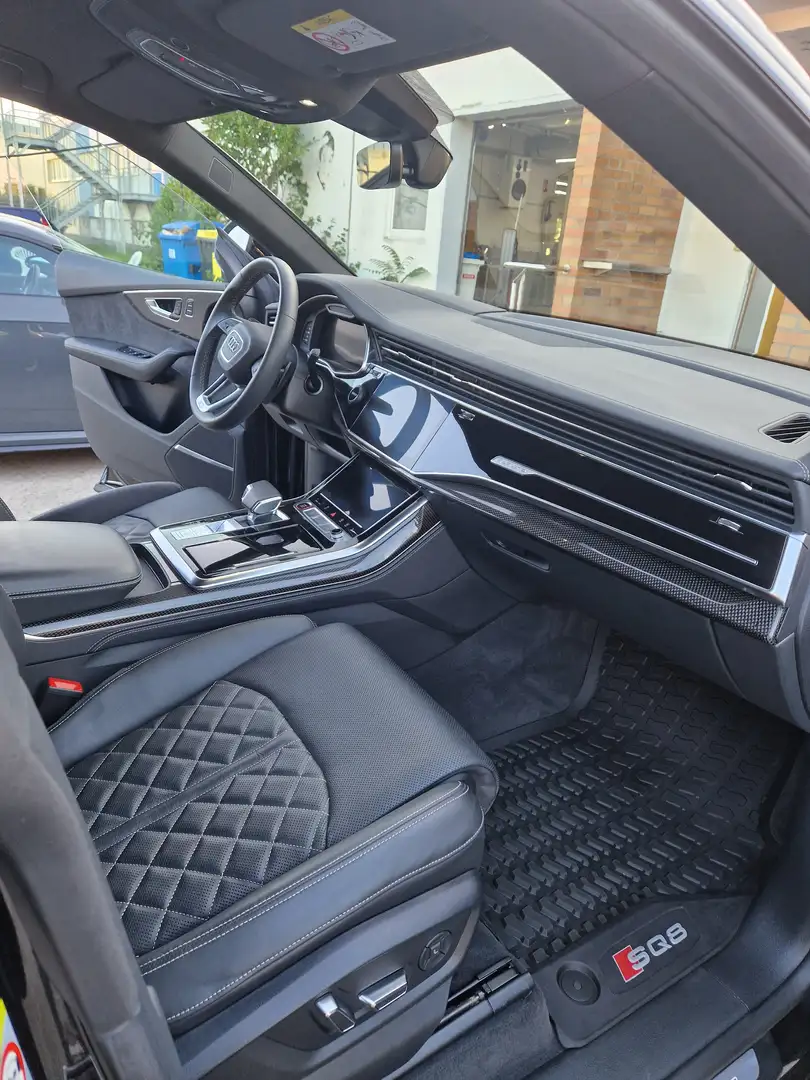 Audi SQ8 Schwarz - 2