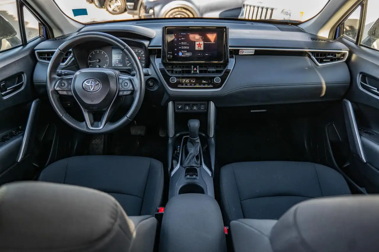 Toyota Corolla Cross снимка Toyota Corolla Cross